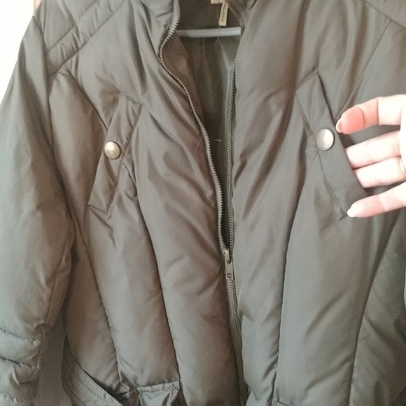 Winter jacket - Picture 5 of 9